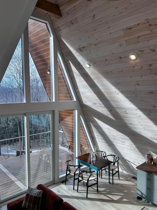 Fox Ridge-Black Alder Lodging Logan Extérieur photo