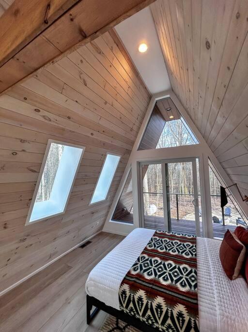 Fox Ridge-Black Alder Lodging Logan Extérieur photo